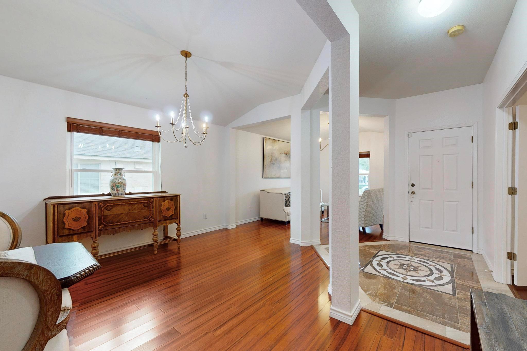211 Silverado DR