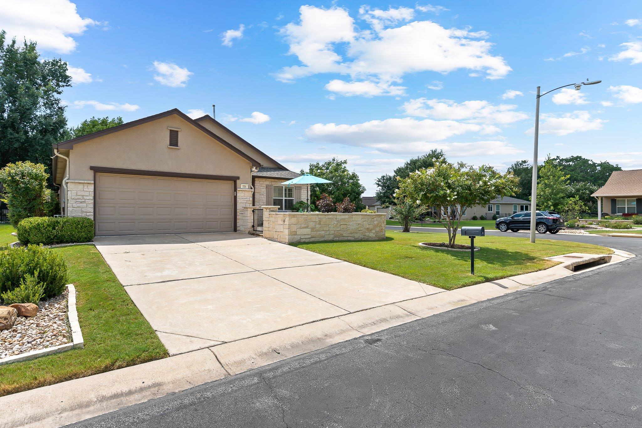 116 Lubbock DR