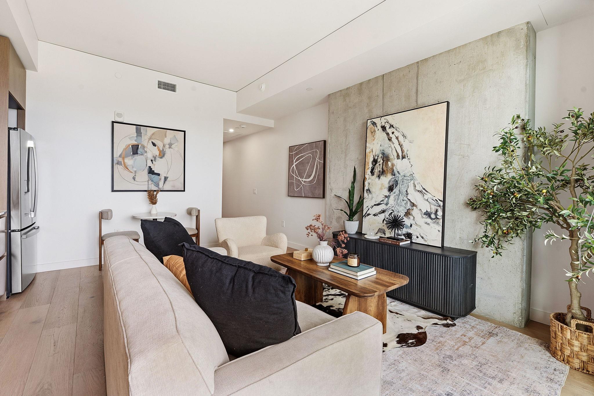 610 Davis ST 3408