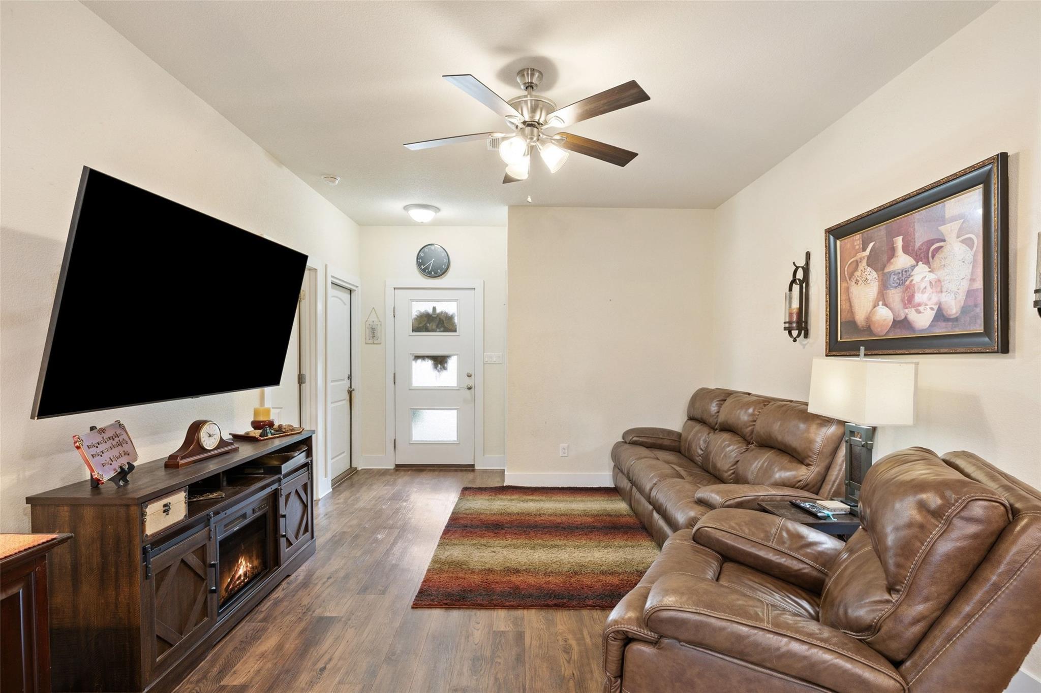 1625 Packsaddle TRL