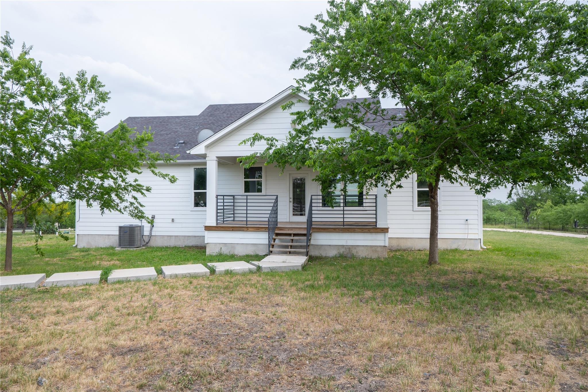 1178 Black Ankle RD