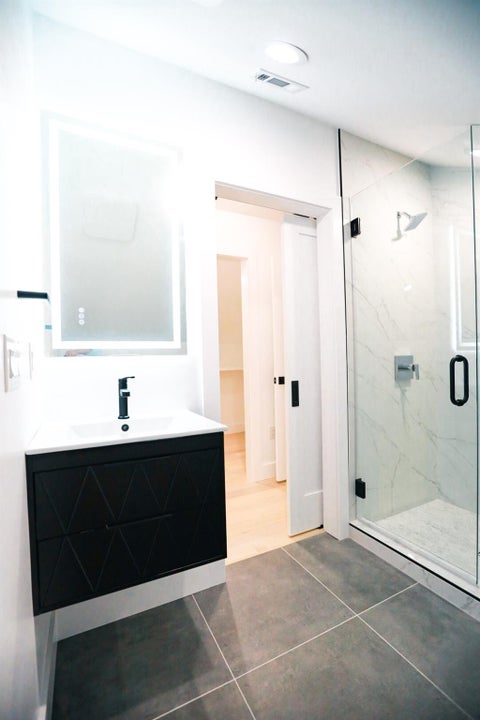 Tiny photo for 4010 Avenue D Ave, Austin, TX 78751 (MLS # 1154039)