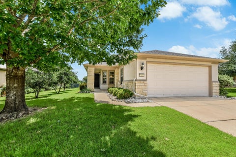 Photo of 512 Salt Creek LN, Georgetown, TX 78633 (MLS # 8126238)