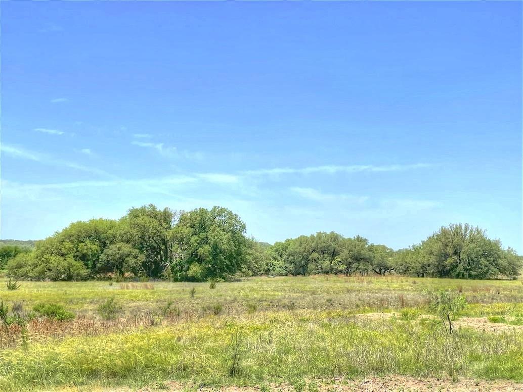 201 W Rolling Oaks DR
