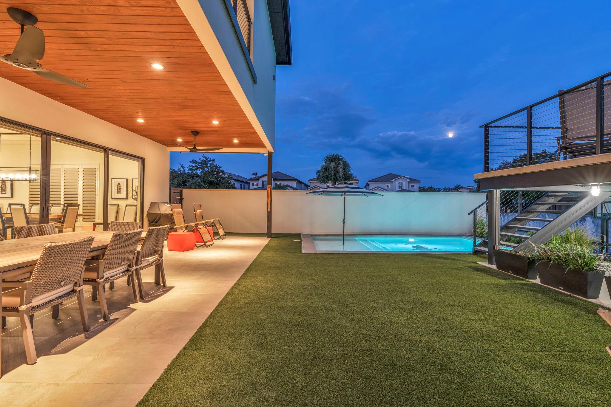 103 Cove East DR