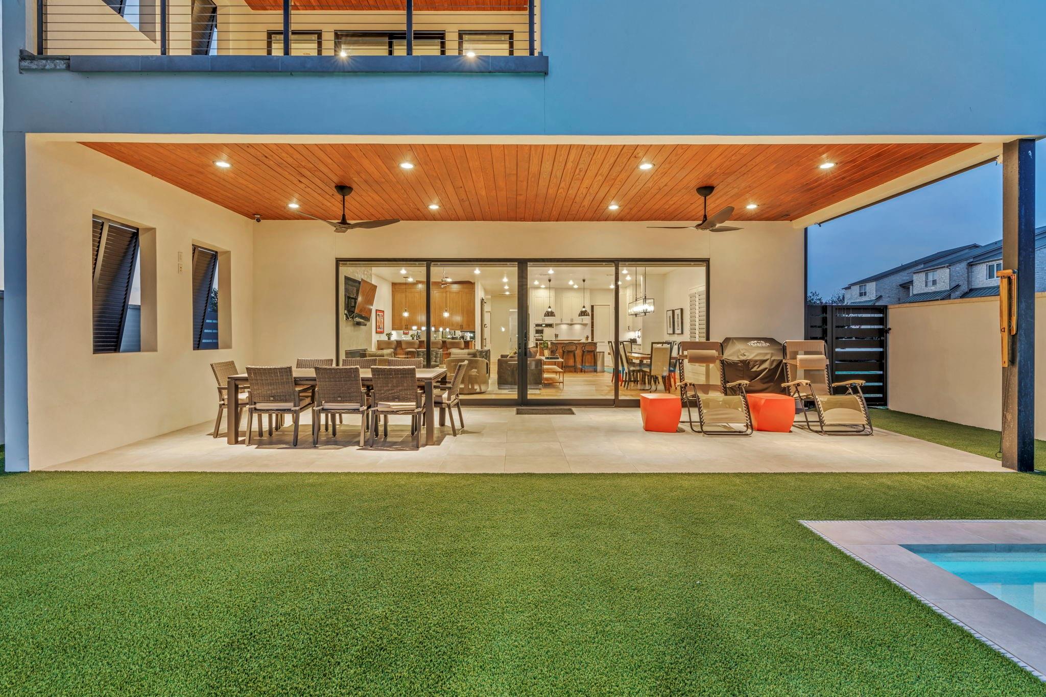 103 Cove East DR