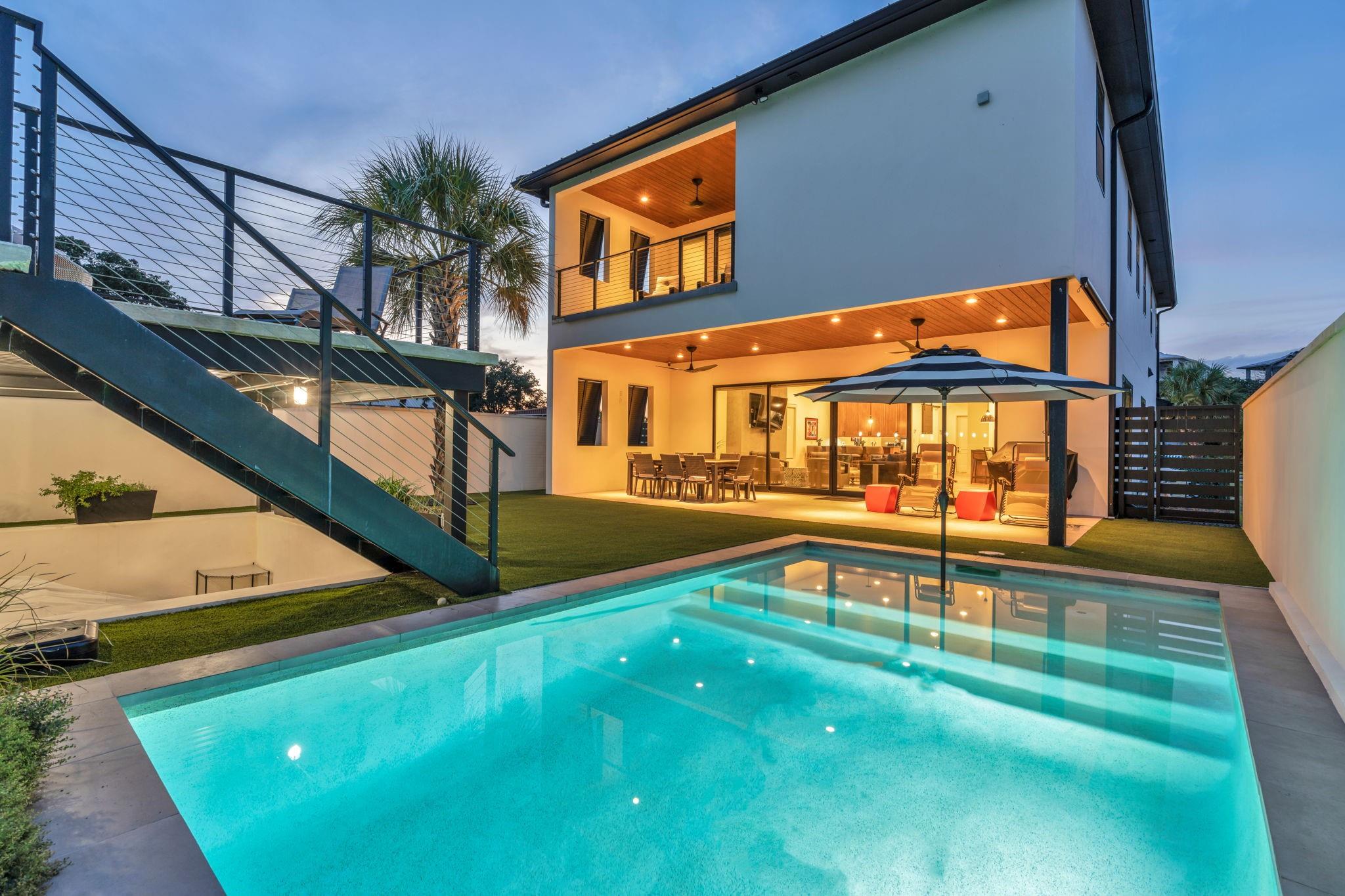 103 Cove East DR