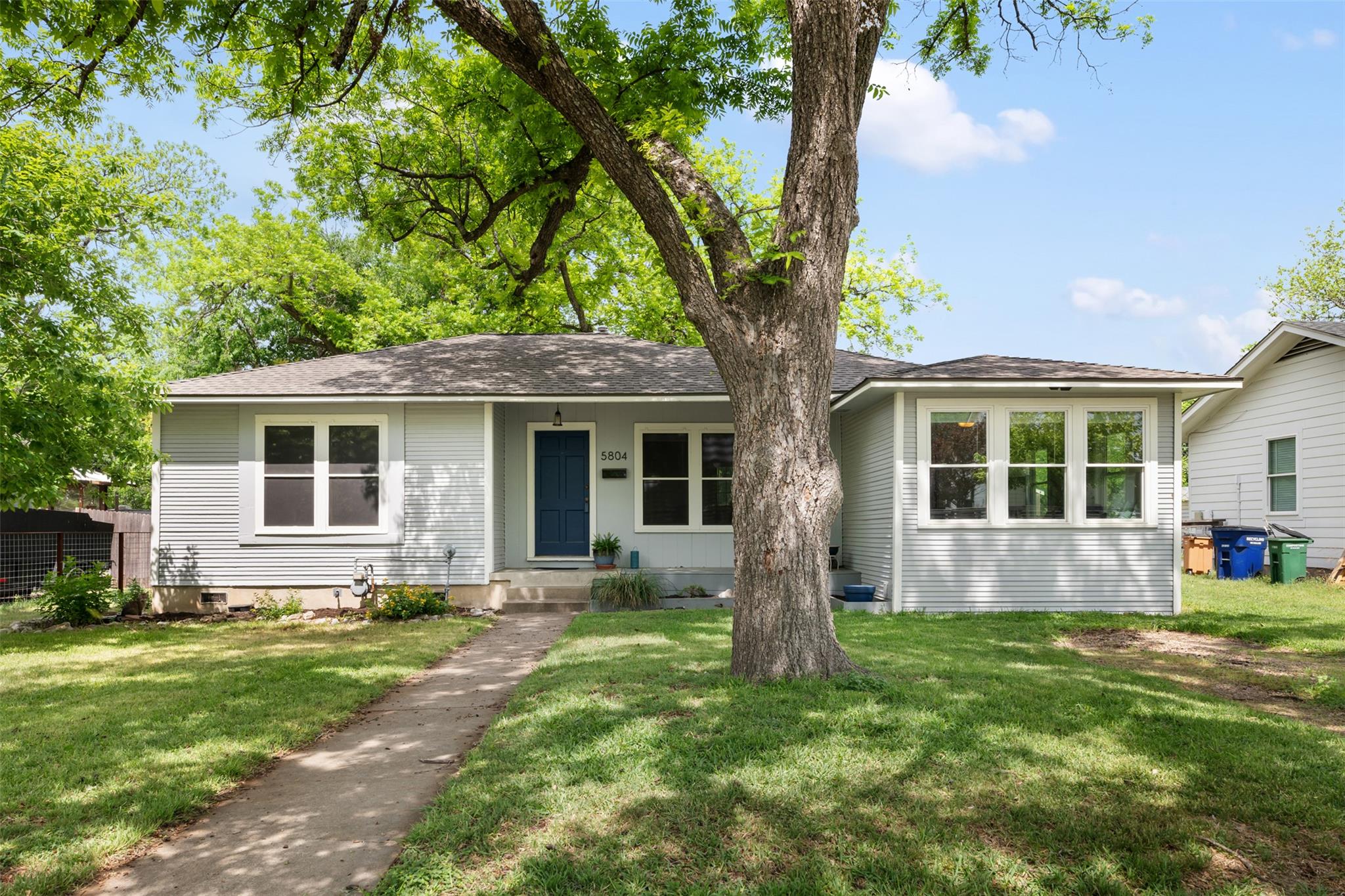 5804 Chesterfield Ave
