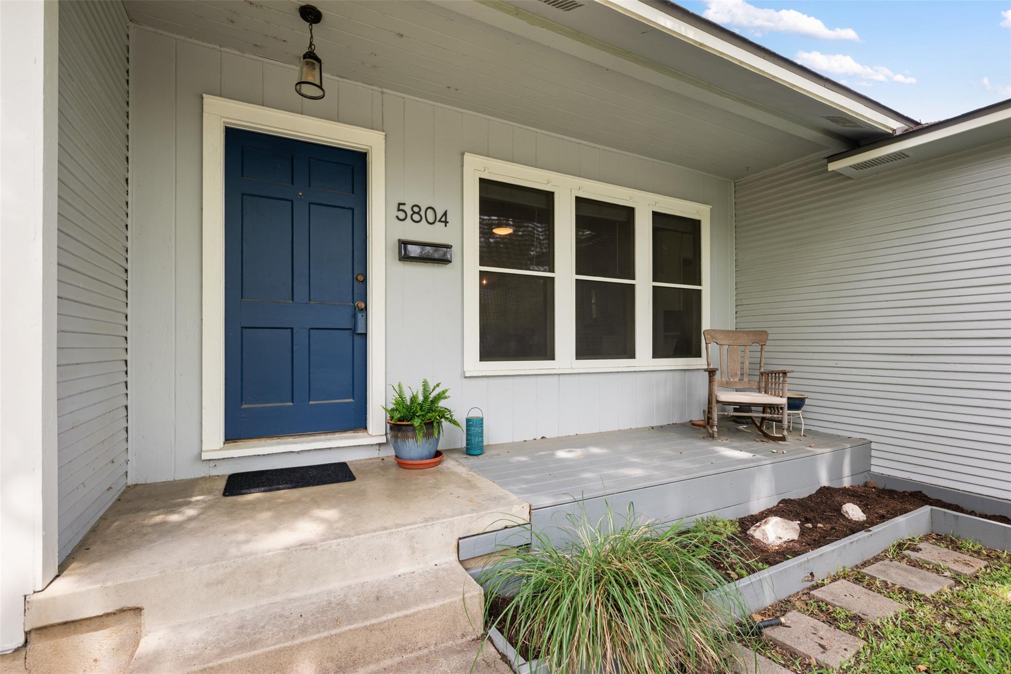 5804 Chesterfield Ave