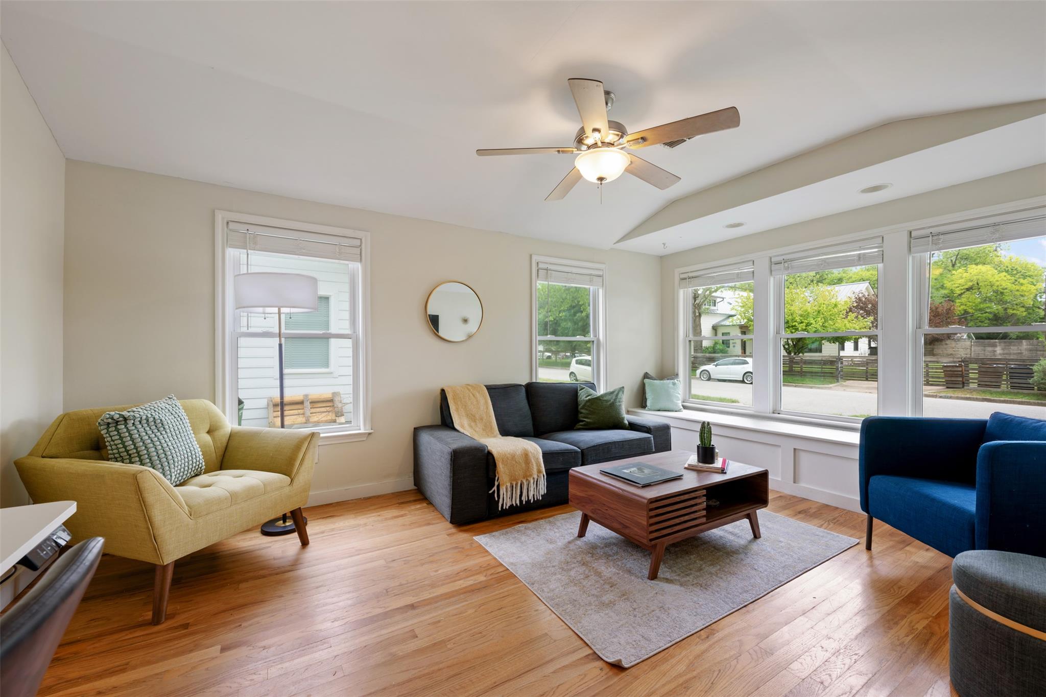 5804 Chesterfield Ave
