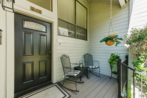 Tiny photo for 107 World Of Tennis SQ, Lakeway, TX 78738 (MLS # 4977985)