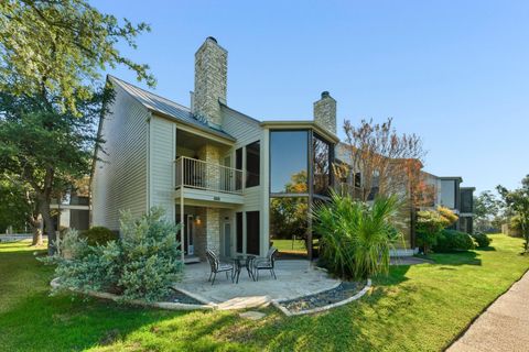 Tiny photo for 107 World Of Tennis SQ, Lakeway, TX 78738 (MLS # 4977985)