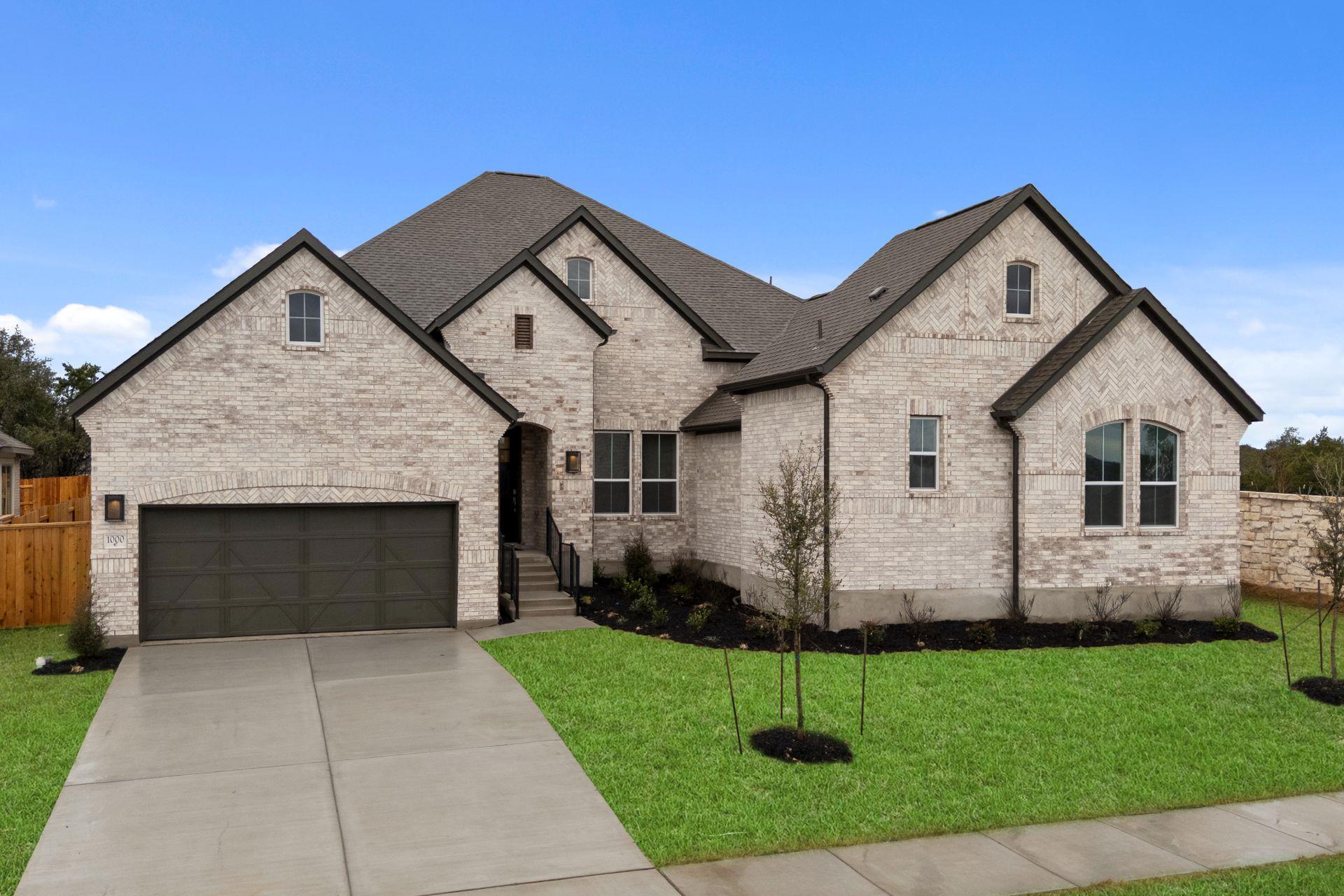 1000 Twisted Tarpley LN