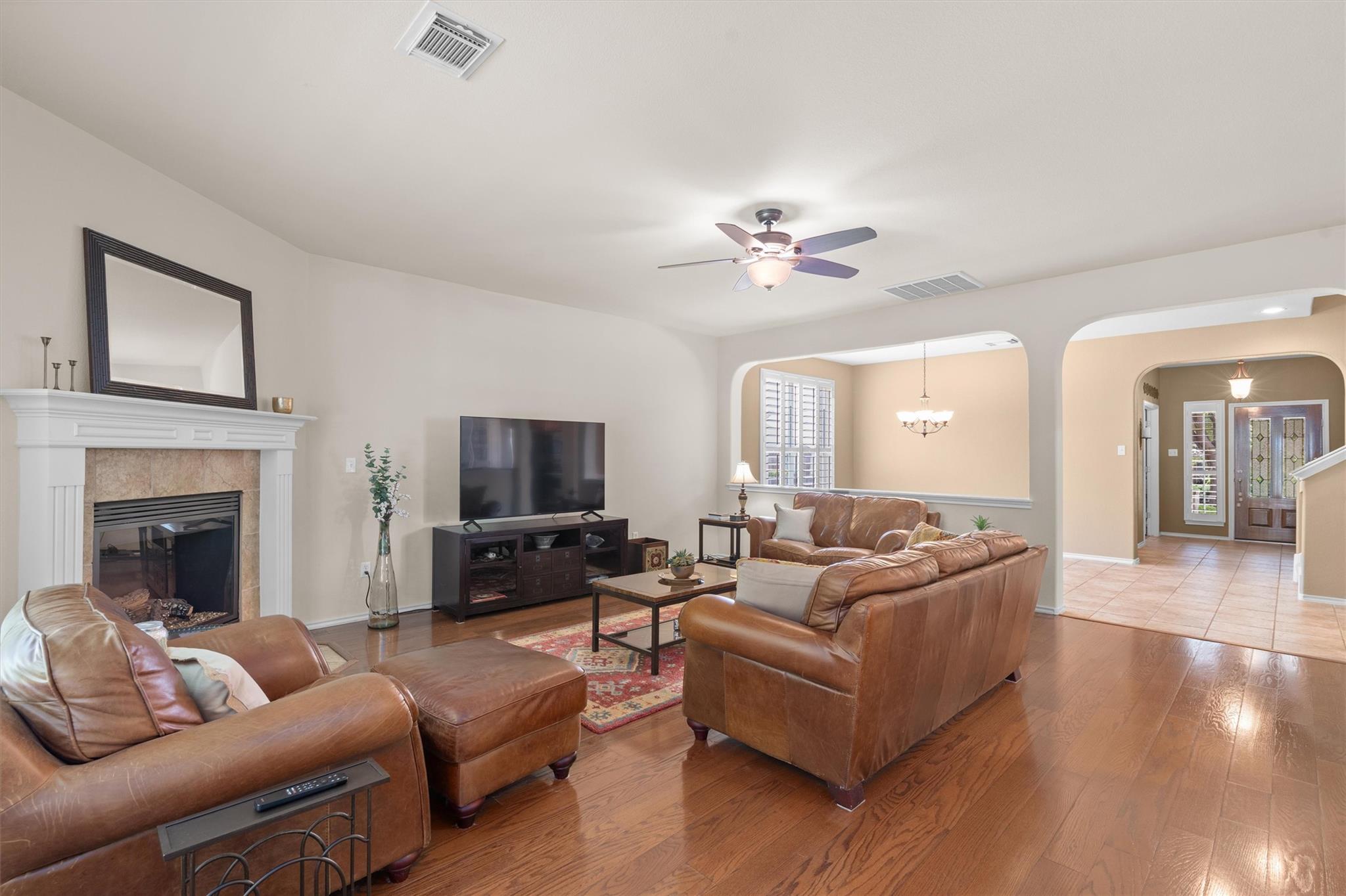 306 Water Oak DR