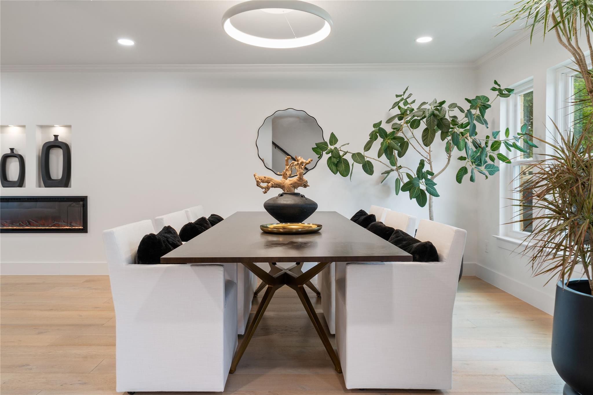 11009 Midbury CT
