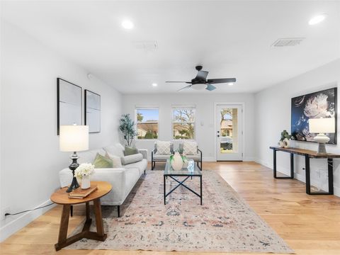 Photo of 1003 Porpoise ST, Lakeway, TX 78734 (MLS # 9785784)