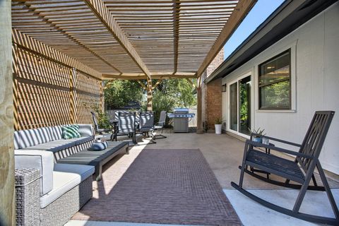 Tiny photo for 6810 Shadywood DR, Austin, TX 78745 (MLS # 2988411)
