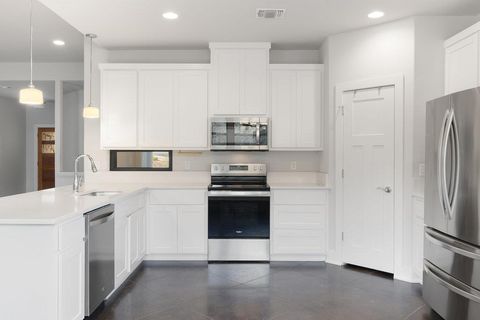 Tiny photo for 10006 George Hill DR, Dripping Springs, TX 78620 (MLS # 8241538)