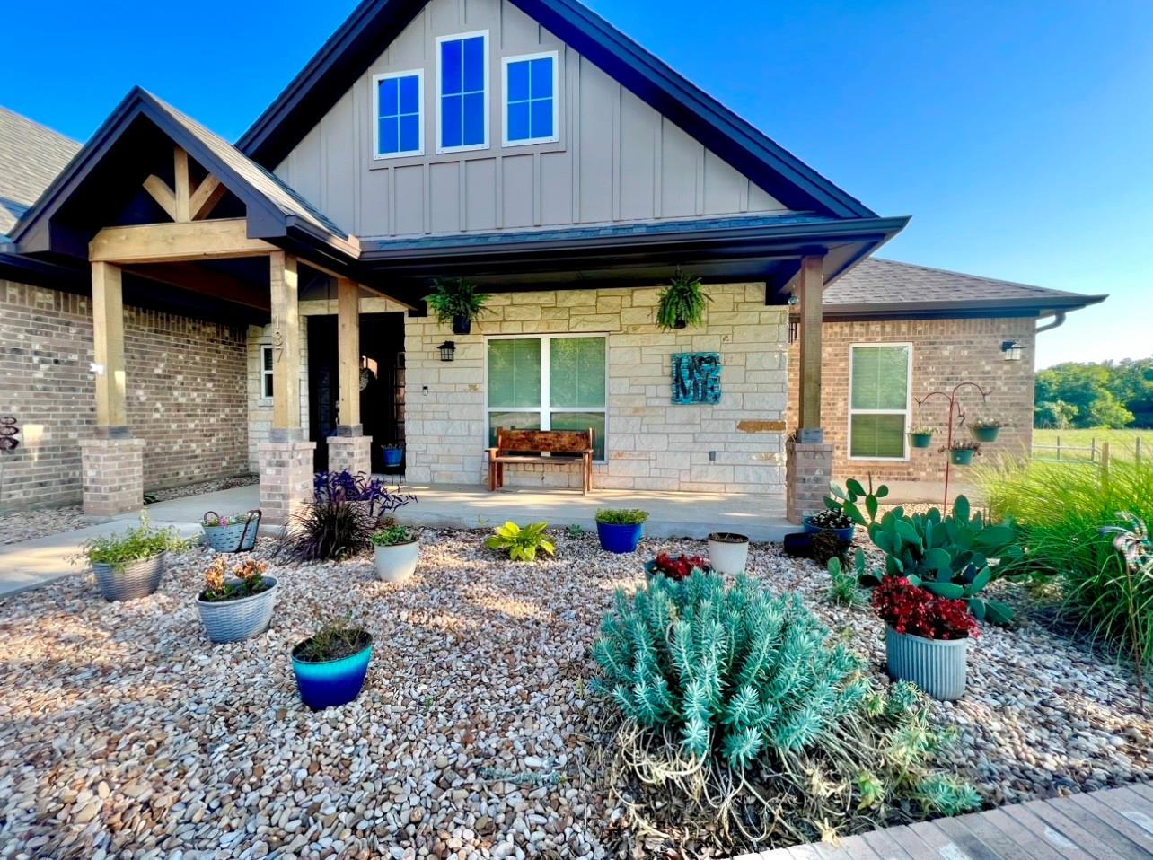 View Elgin, TX 78621 house