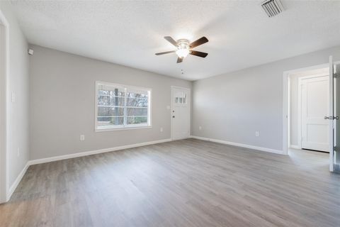 Tiny photo for 4806 Pecan Springs RD, Austin, TX 78723 (MLS # 3171495)