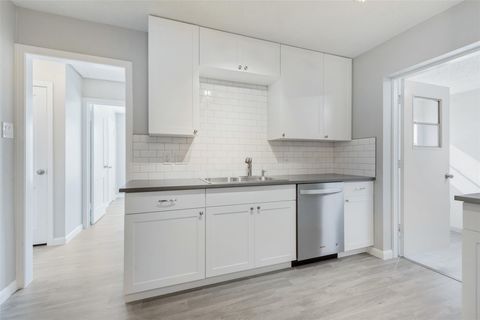 Tiny photo for 4806 Pecan Springs RD, Austin, TX 78723 (MLS # 3171495)