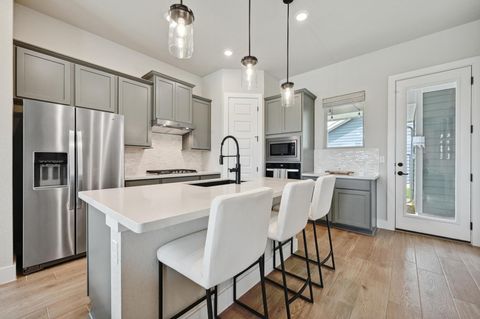 Tiny photo for 9705 Hamadryas DR, Austin, TX 78744 (MLS # 6068749)