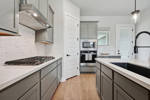 Tiny photo for 9705 Hamadryas DR, Austin, TX 78744 (MLS # 6068749)