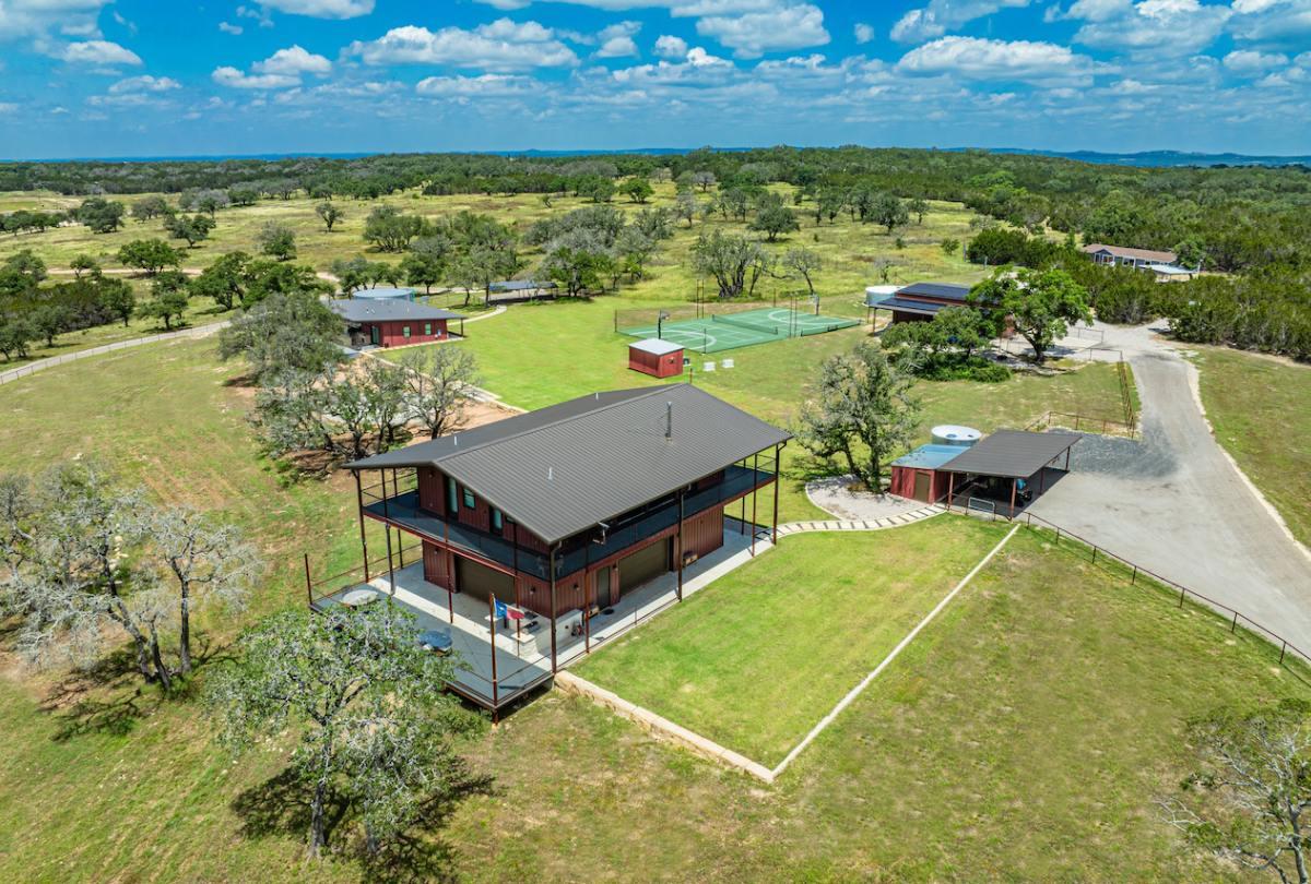 Listing image 1