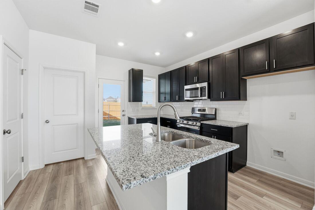 6000 Swedish Farms TER