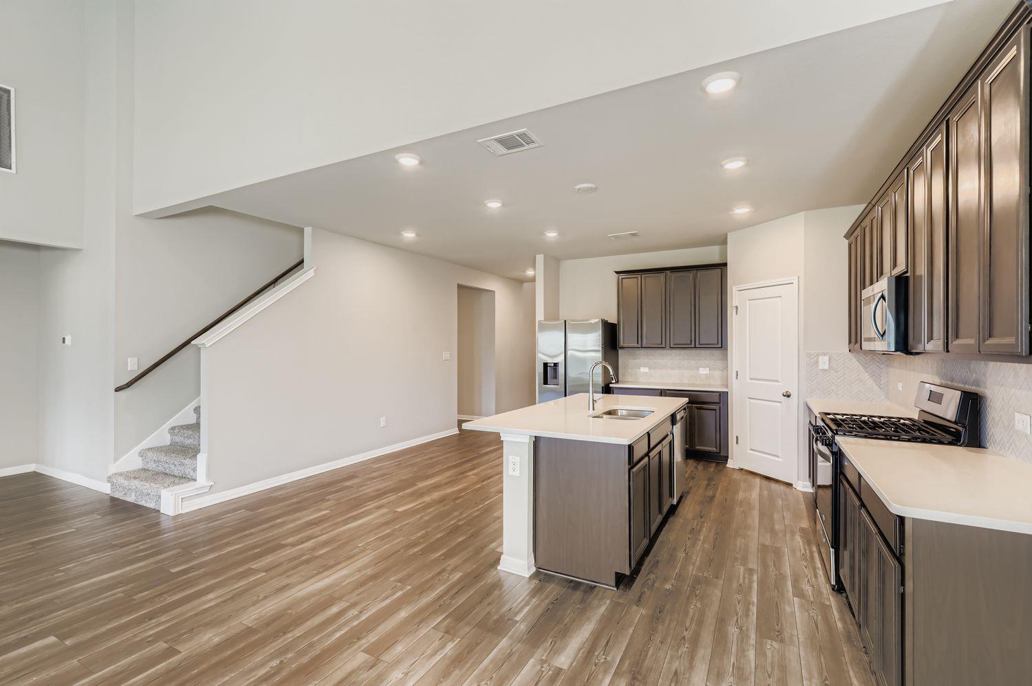 Manor, Texas 78653, United States, 5 Bedrooms Bedrooms, ,3 BathroomsBathrooms,Residential,Active,240622