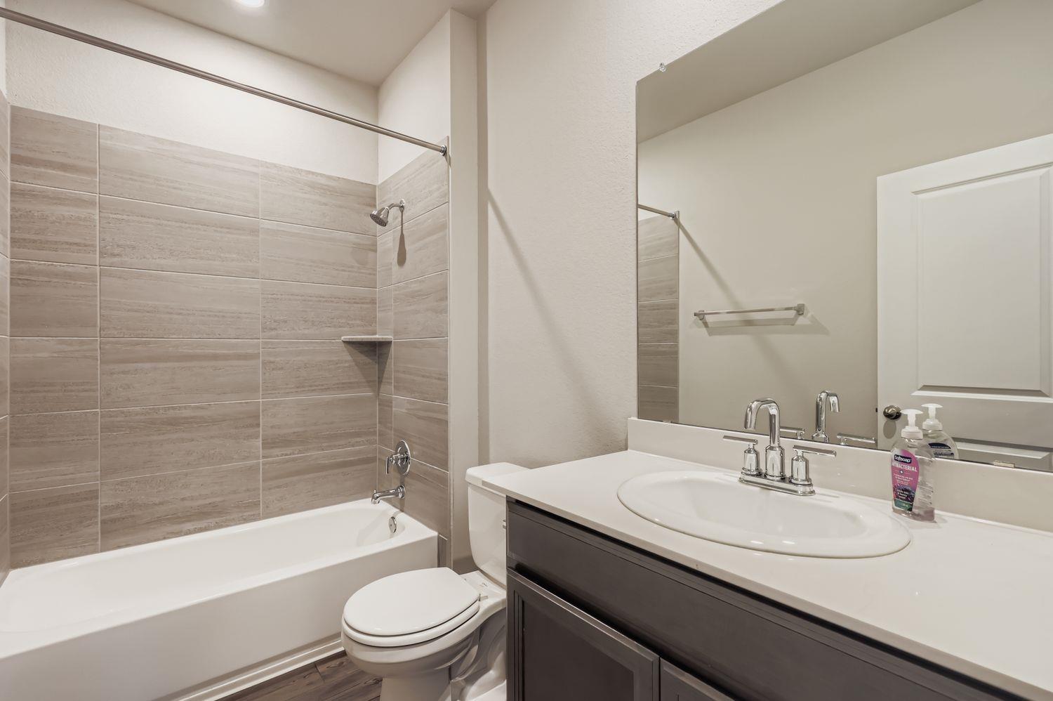 Manor, Texas 78653, United States, 5 Bedrooms Bedrooms, ,3 BathroomsBathrooms,Residential,Active,240622