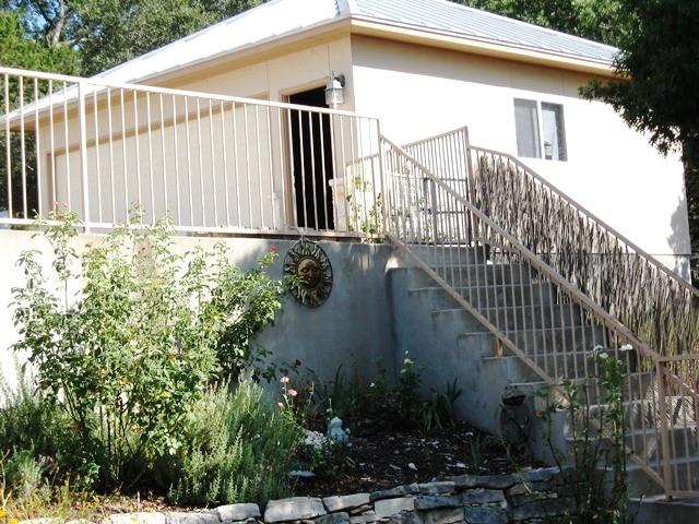2552 Connie DR
