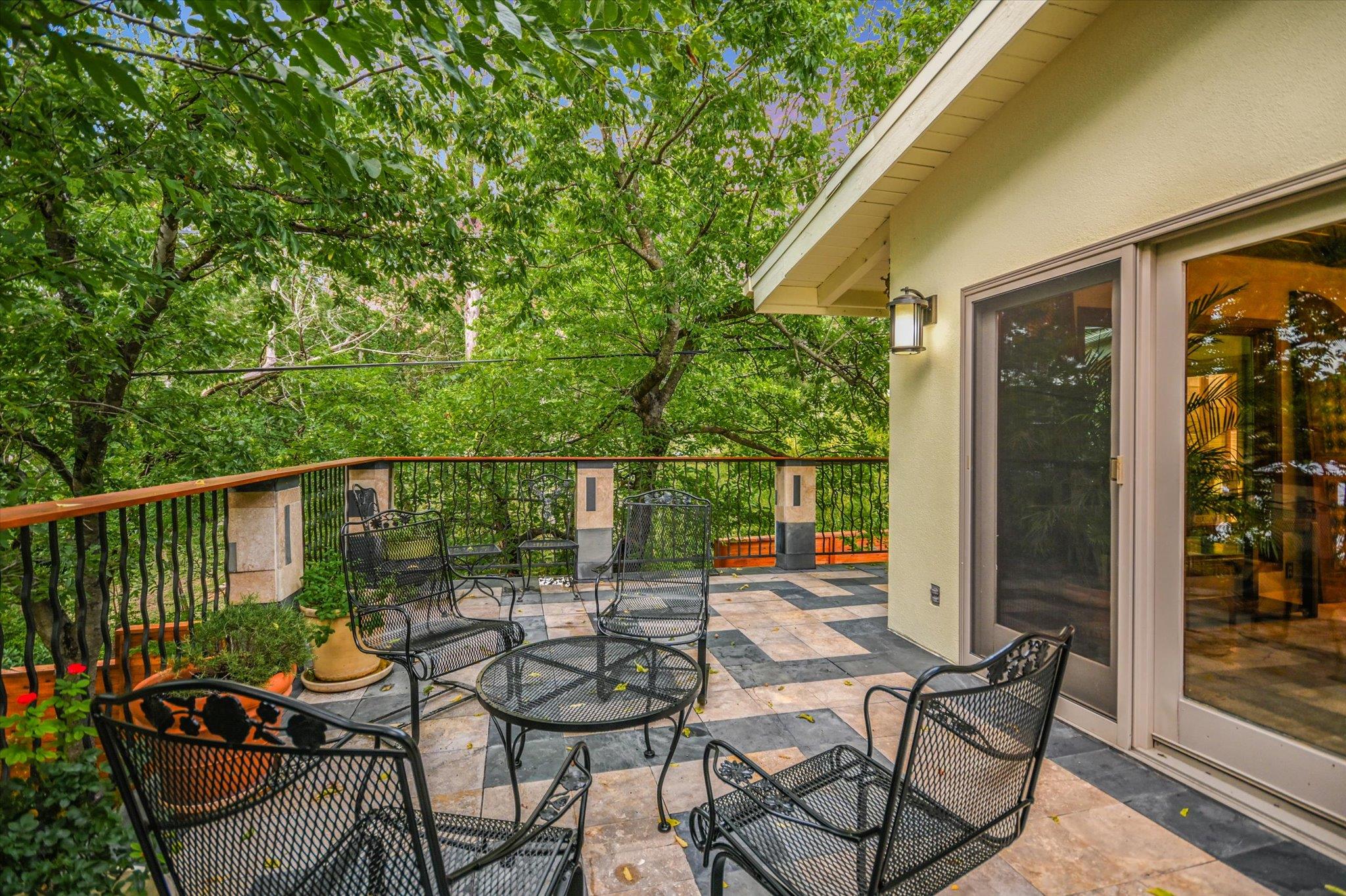 West Lake Hills, Texas 78746, United States, 4 Bedrooms Bedrooms, ,3 BathroomsBathrooms,Residential,Active,161041