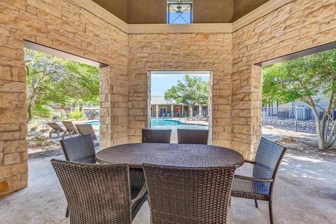 Tiny photo for 2320 Gracy Farms LN #812, Austin, TX 78758 (MLS # 9091559)