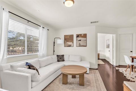 1307 Norwalk LN 206 Austin TX 78703