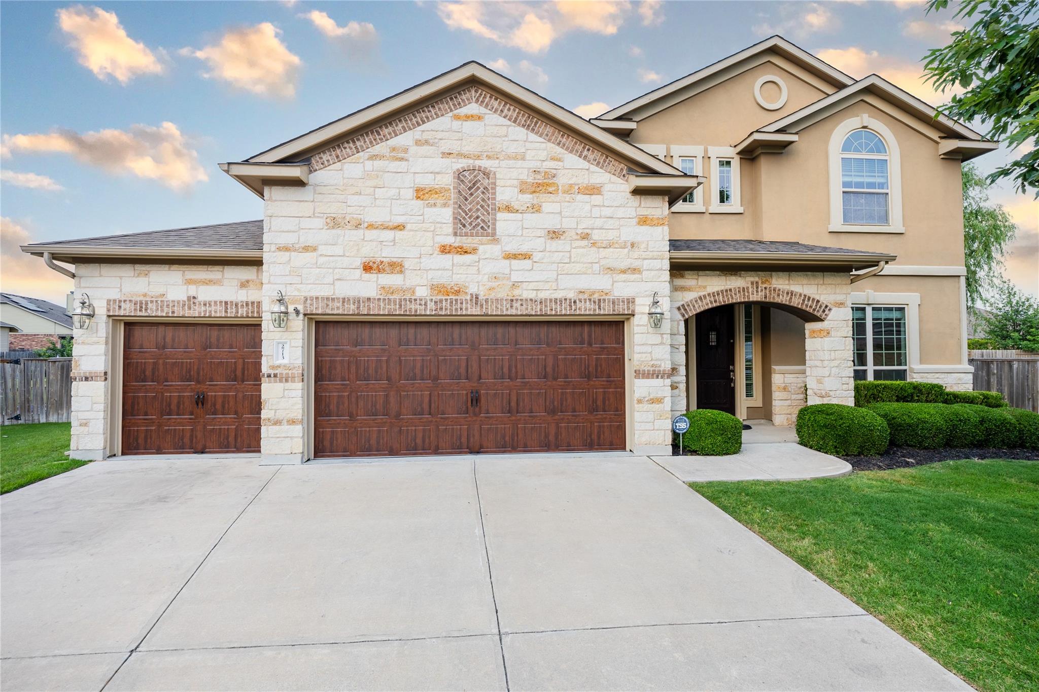 2713 Margarita CT