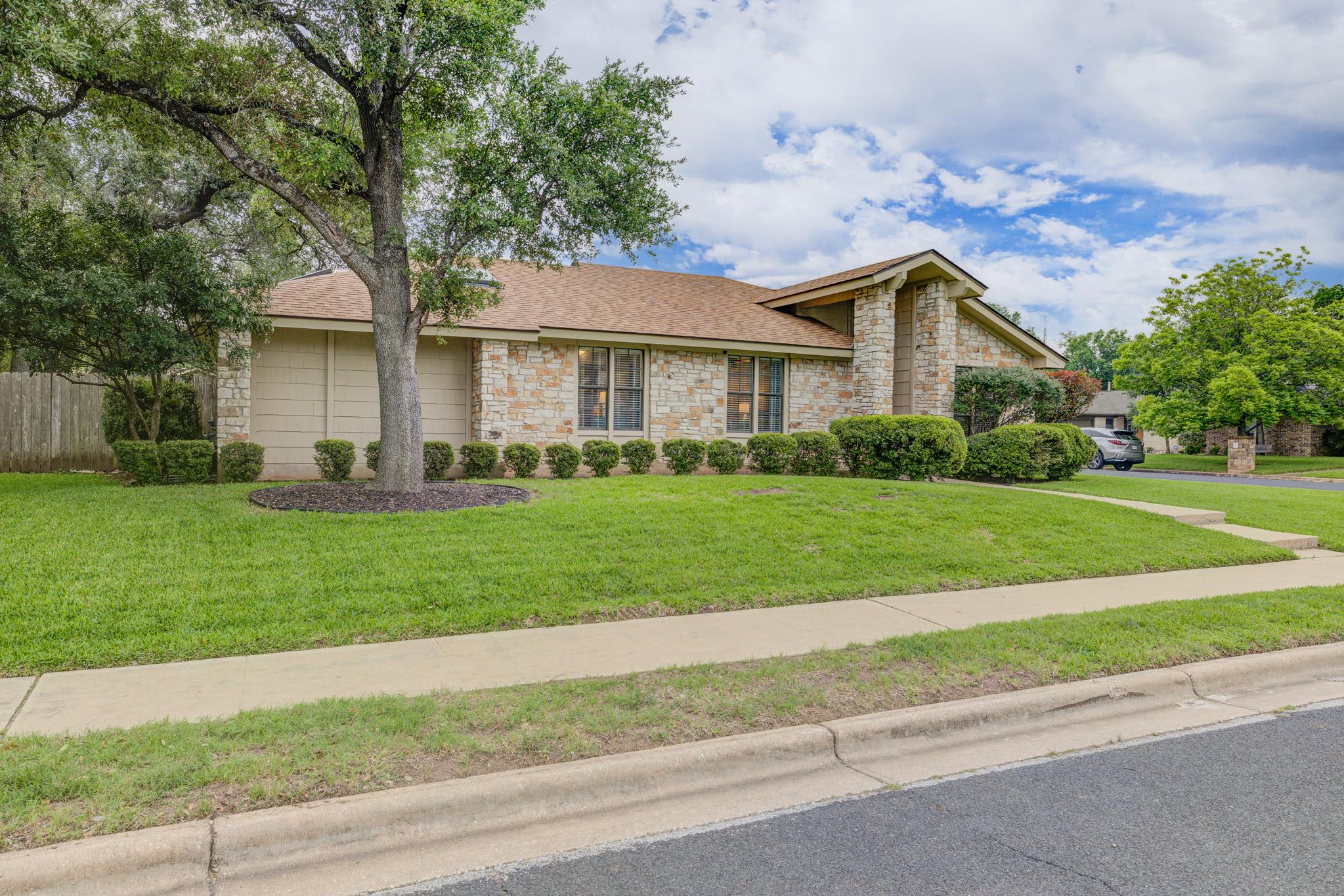 11501 D K Ranch RD