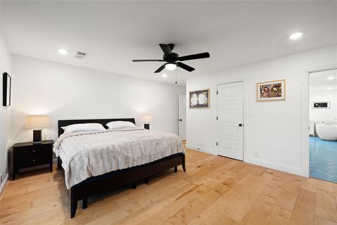Tiny photo for 10721 Fountainbleu CIR, Austin, TX 78750 (MLS # 7239227)