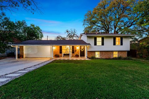 Photo of 6608 Bradley DR, Austin, TX 78723 (MLS # 3910022)