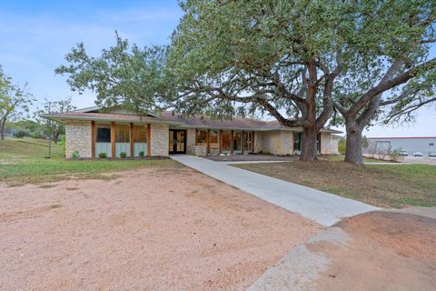Photo of 13617 Fitzhugh RD, Austin, TX 78736 (MLS # 9803417)