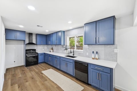 Tiny photo for 9801 Oak Hollow DR, Austin, TX 78758 (MLS # 2024503)