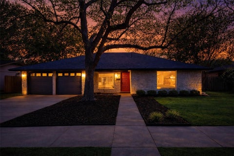 Tiny photo for 9801 Oak Hollow DR, Austin, TX 78758 (MLS # 2024503)