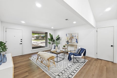 Tiny photo for 9801 Oak Hollow DR, Austin, TX 78758 (MLS # 2024503)