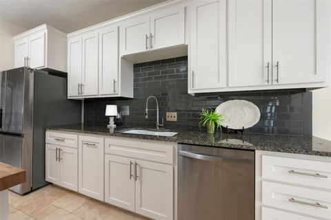 Tiny photo for 306 Copperleaf RD, Lakeway, TX 78734 (MLS # 9664058)
