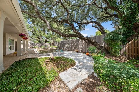 Tiny photo for 306 Copperleaf RD, Lakeway, TX 78734 (MLS # 9664058)