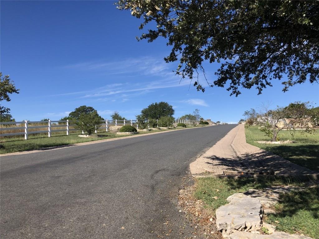 105 Oak Crest DR