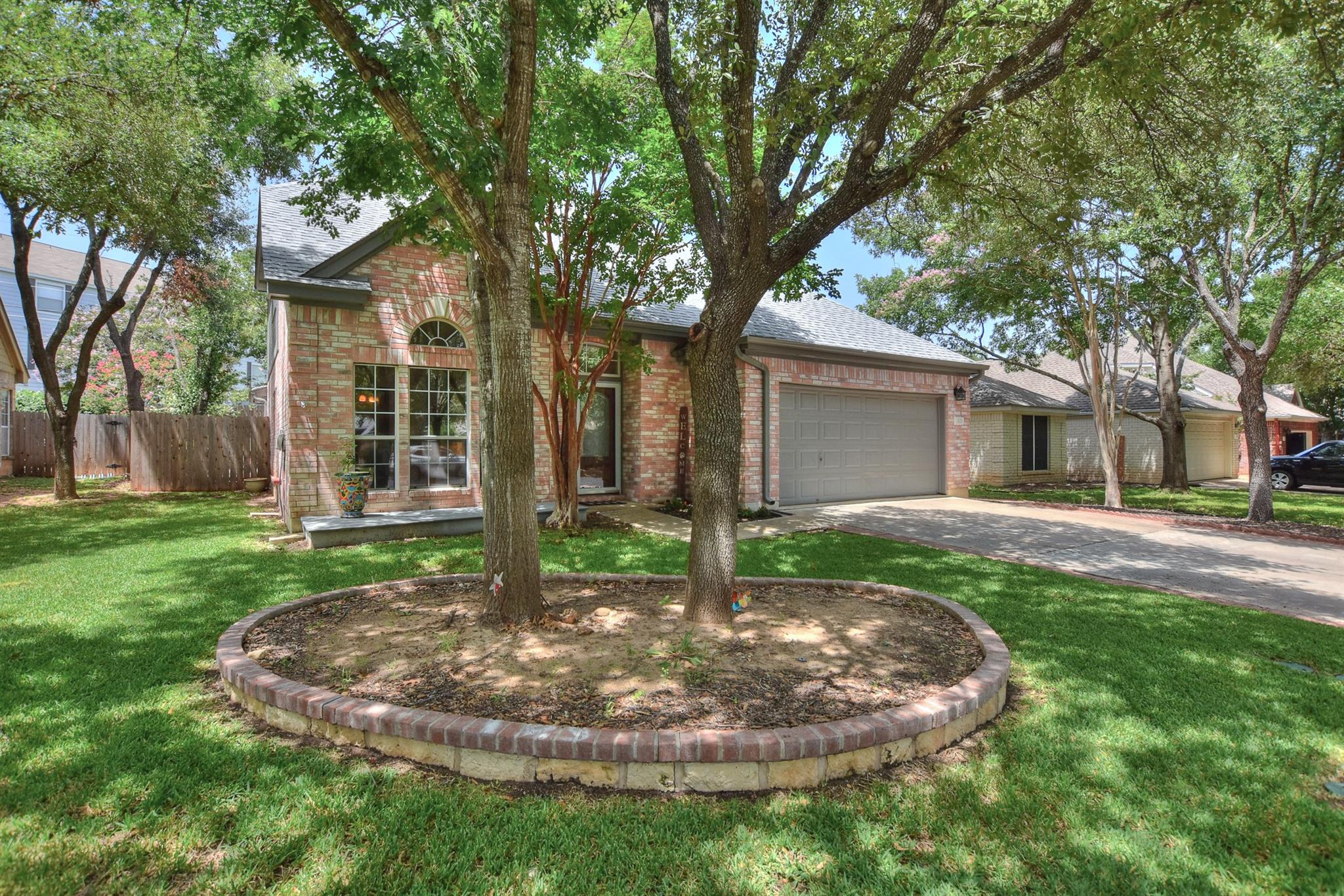 123 Parque Vista DR