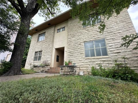 Photo of 206 E 15th ST #5, Austin, TX 78701 (MLS # 9549005)
