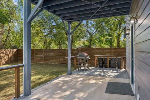 Tiny photo for 3333 E 12th ST, Austin, TX 78721 (MLS # 5497383)