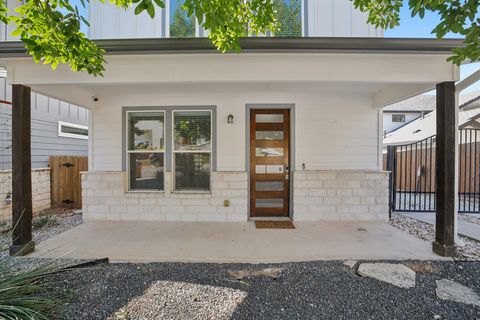 Tiny photo for 1206 Deloney ST #B, Austin, TX 78721 (MLS # 5524439)